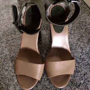 EUC Khaki & Tan Ankle-strap Chunky Heeled Sandal